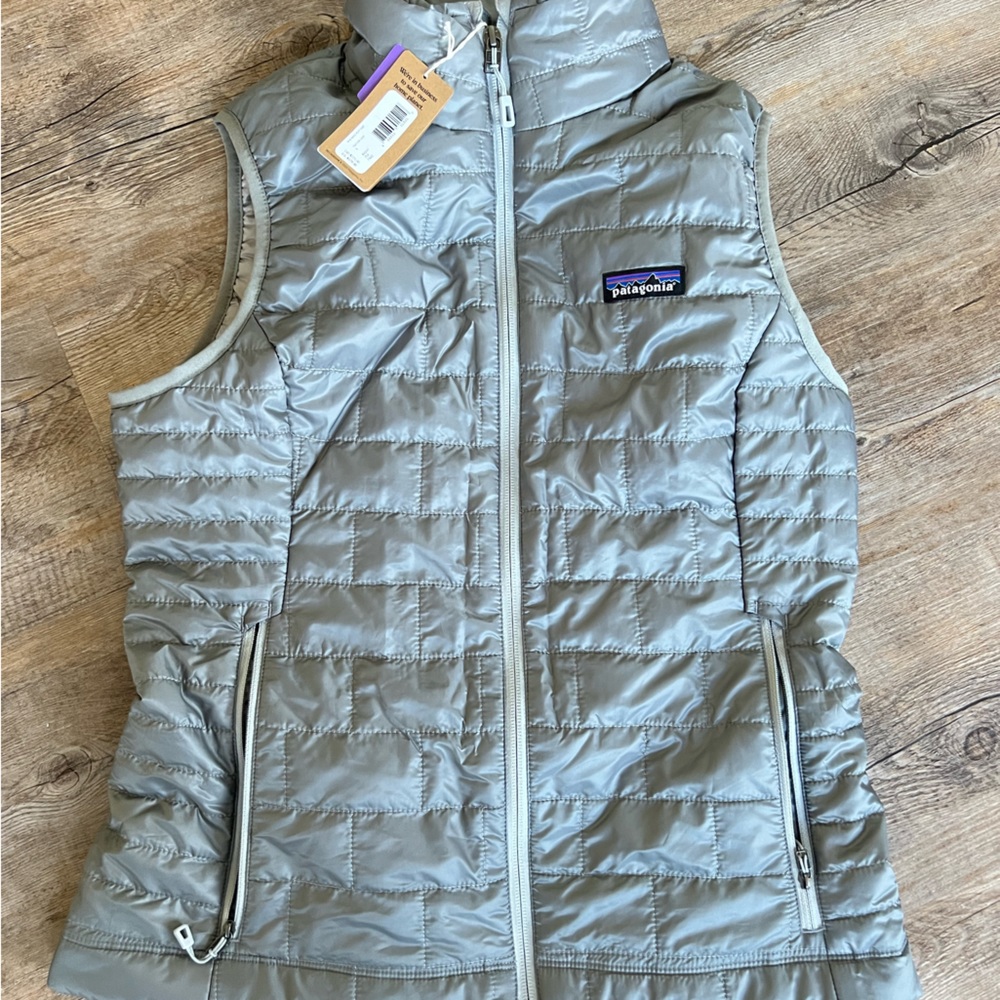 NWT Patagonia Women's Nano Puff Vest